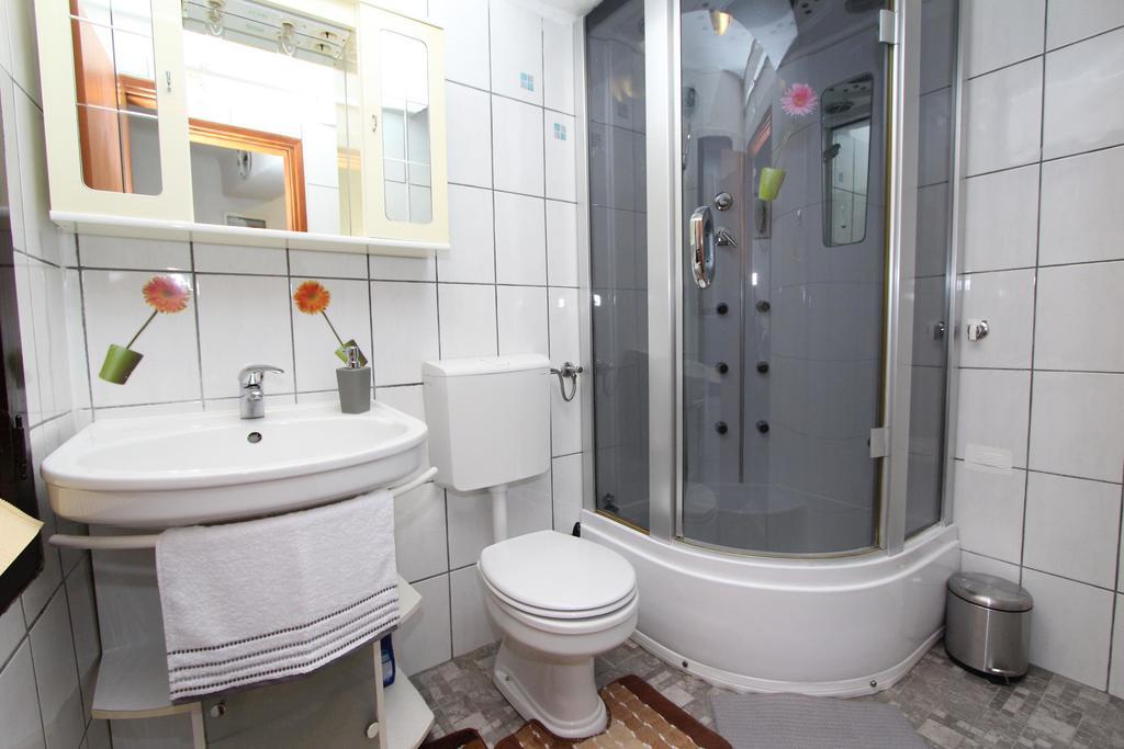 Apartment Alba Rovinj Eksteriør bilde